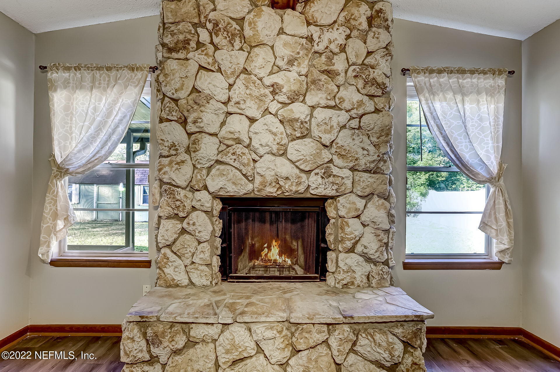 5255 Clarendon Road Jacksonville, FL 32205 - Photo 10 of 42 Wood burning Fireplace