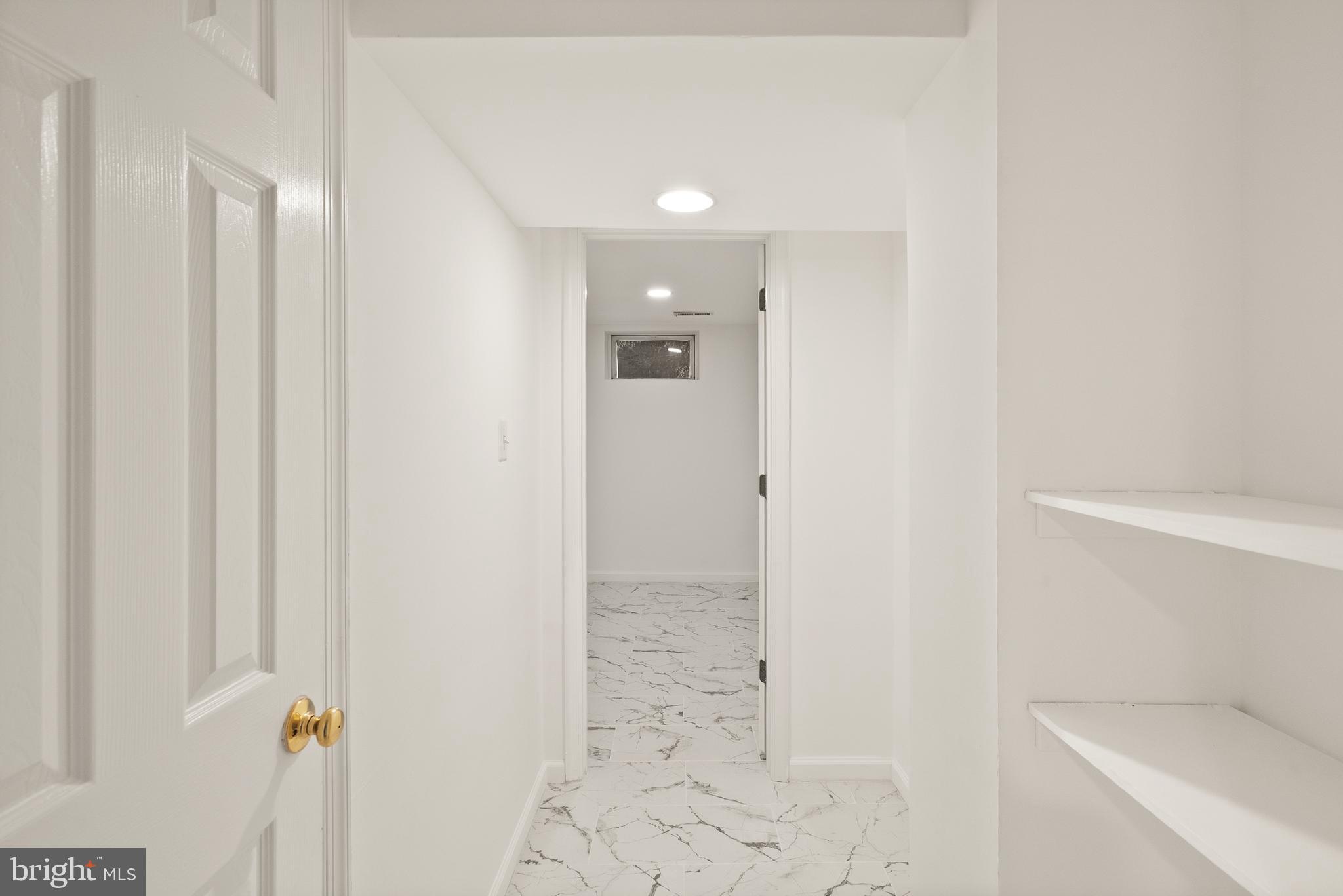 2928 Hunter Road Fairfax, VA 22031 - Photo 55 of 73