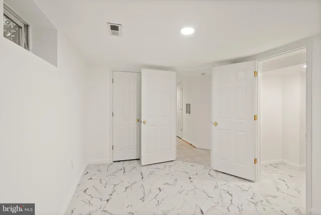 $919,000 | 2928 Hunter Road, Fairfax, VA 22031