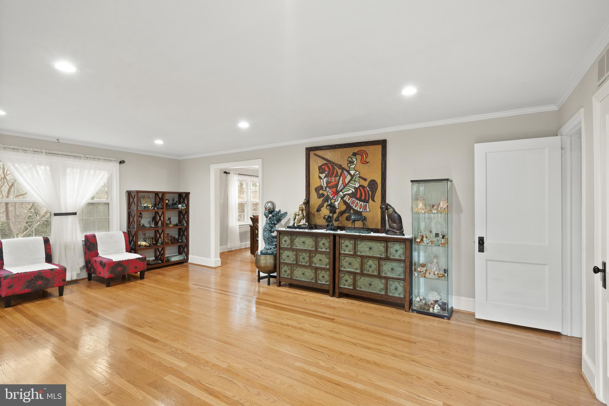 2928 Hunter Road Fairfax, VA 22031 - Photo 8 of 73 a view of a room with furniture and wooden floor