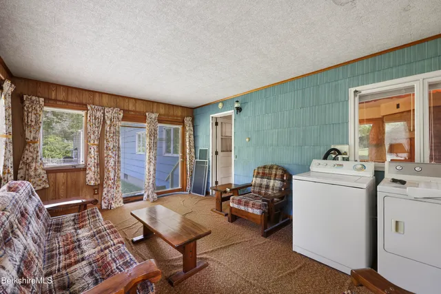 $329,900 | 1070 Holmes Road, Pittsfield, MA 01201