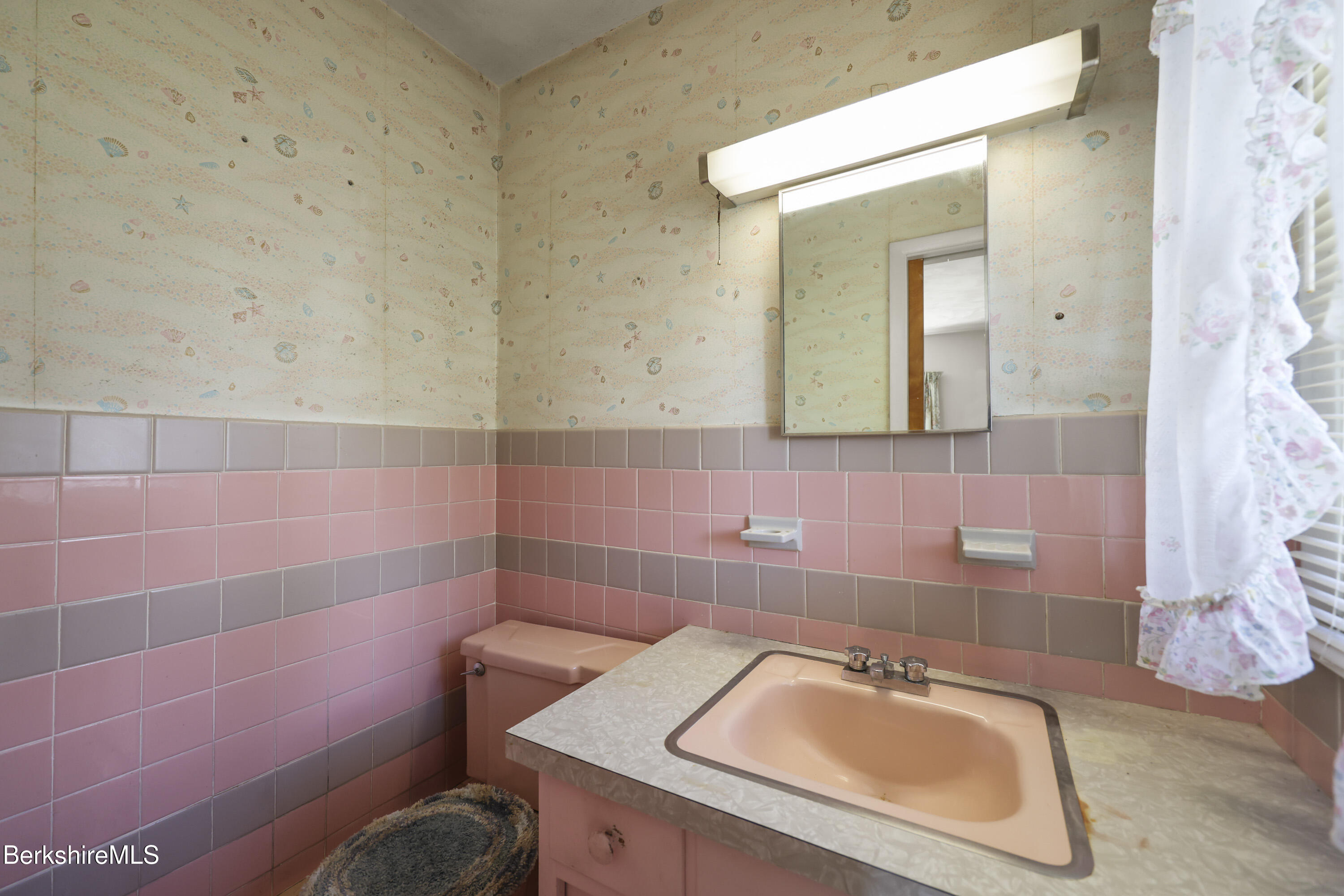 1070 Holmes Road Pittsfield, MA 01201 - Photo 22 of 36 Primary Half Bath