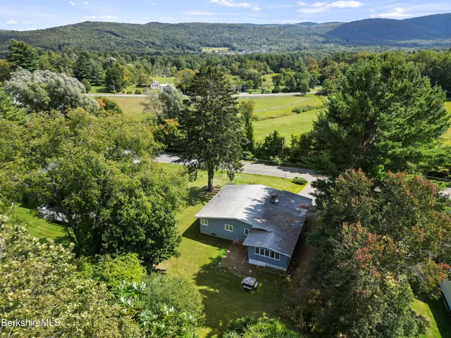 $329,900 | 1070 Holmes Road, Pittsfield, MA 01201