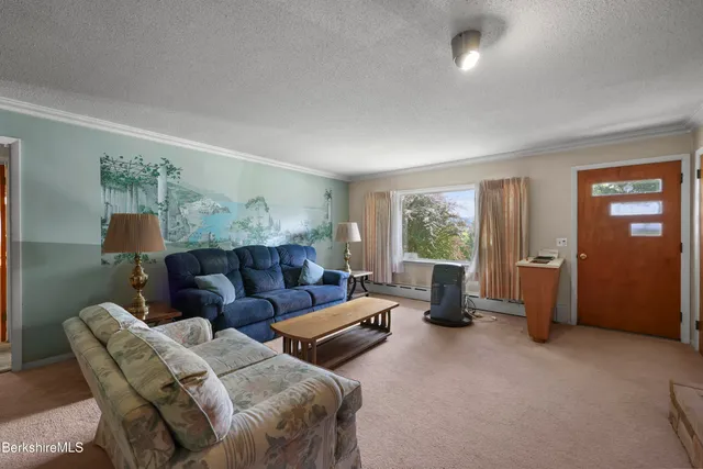 $329,900 | 1070 Holmes Road, Pittsfield, MA 01201