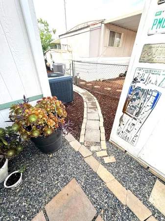 $109,500 | 221 West Herndon Avenue, Pinedale, CA 93650
