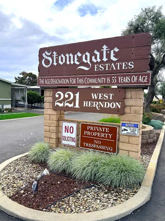 $109,500 | 221 West Herndon Avenue, Pinedale, CA 93650