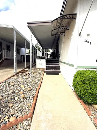 $109,500 | 221 West Herndon Avenue, Pinedale, CA 93650