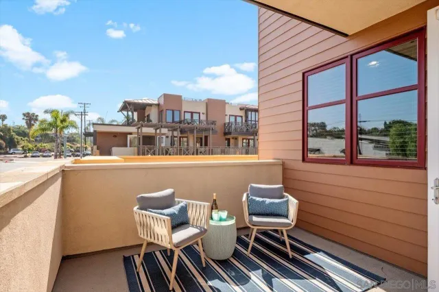 $7,495 | 215 2nd Street, Unit 104, Encinitas, CA 92024