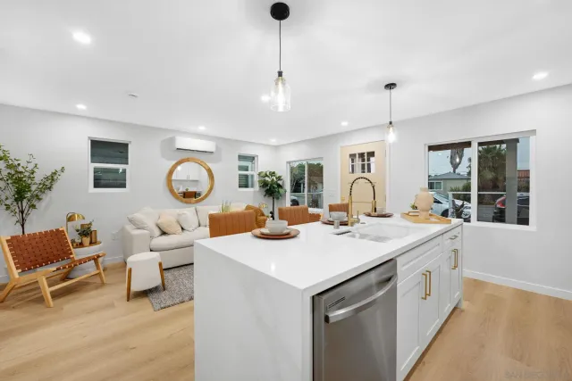 $939,900 | 3728 Cherokee Avenue, San Diego, CA 92104