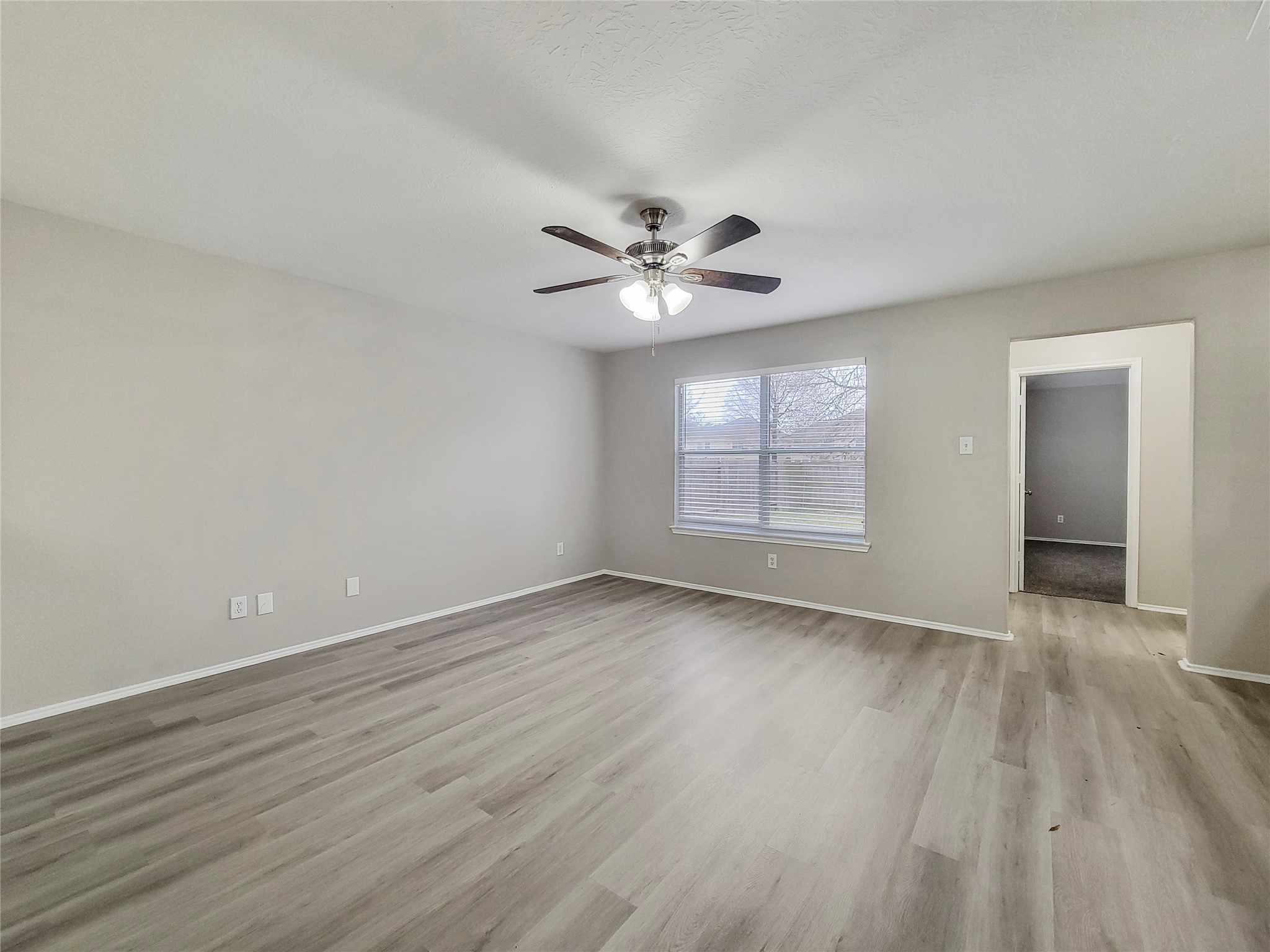 13150 Cutler Ridge Lane Houston, TX 77044 - Photo 8 of 17