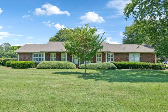 $340,000 | 1336 Sharp Springs Road, Decherd, TN 37324