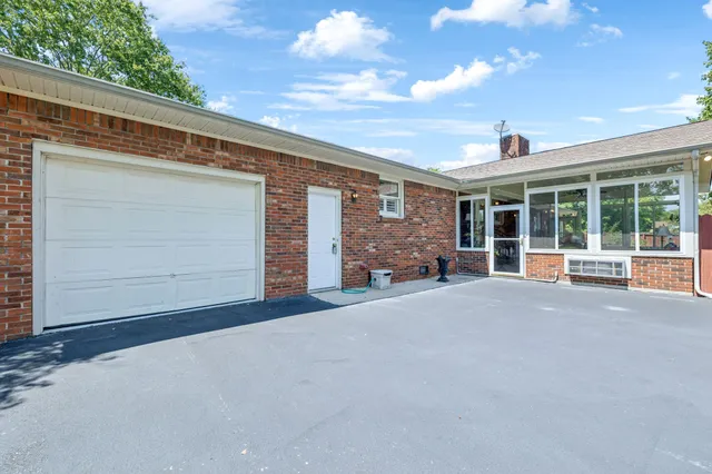 $340,000 | 1336 Sharp Springs Road, Decherd, TN 37324