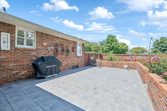 $340,000 | 1336 Sharp Springs Road, Decherd, TN 37324