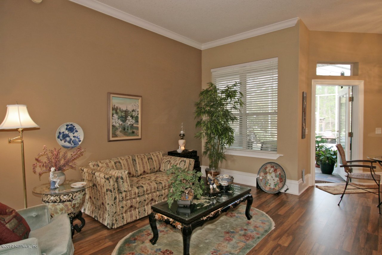 9949 Chelsea Lake Road Jacksonville, FL 32256 - Photo 3 of 19 Living Room