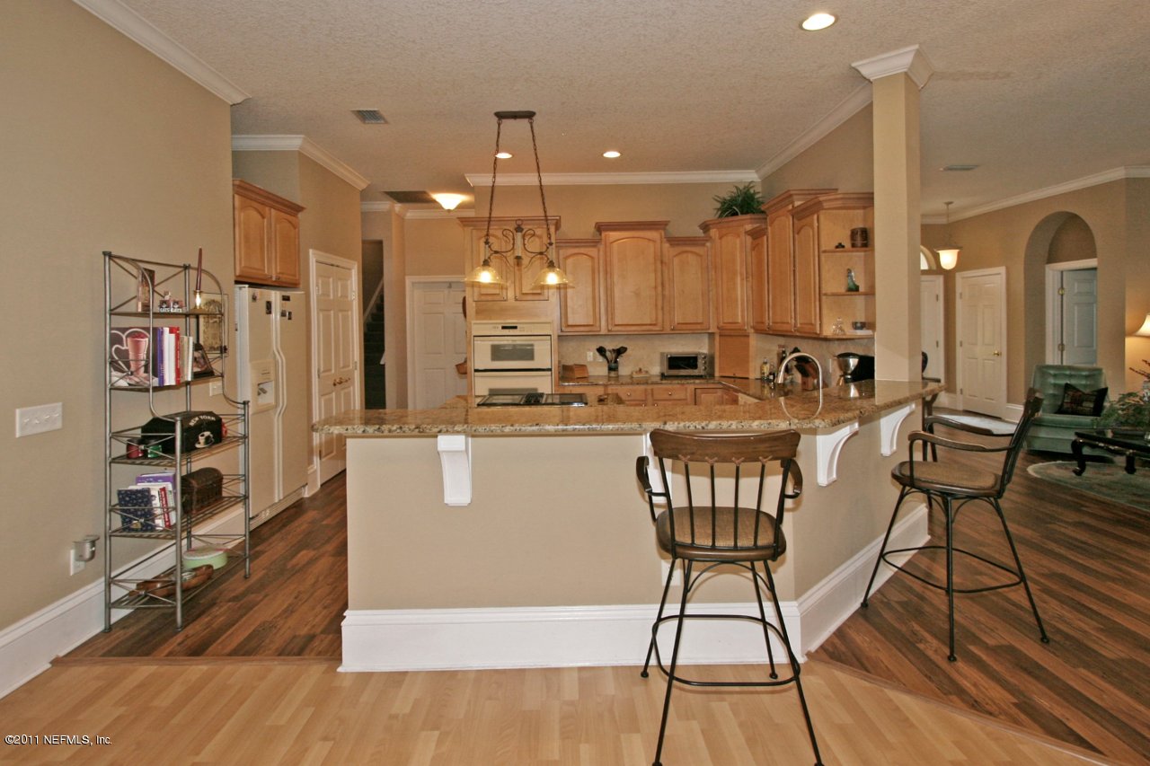9949 Chelsea Lake Road Jacksonville, FL 32256 - Photo 4 of 19 Family.Kitchen New