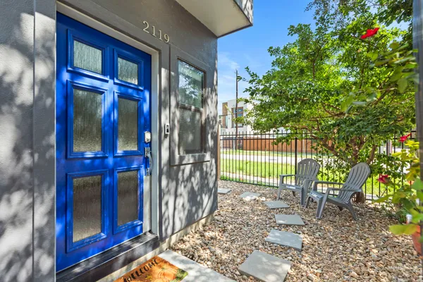 a house view with a outdoor space