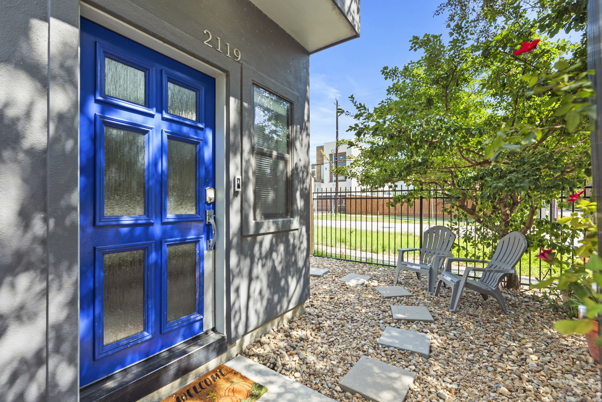 2119 Hadley Street Houston, TX 77003 - Photo 2 of 37