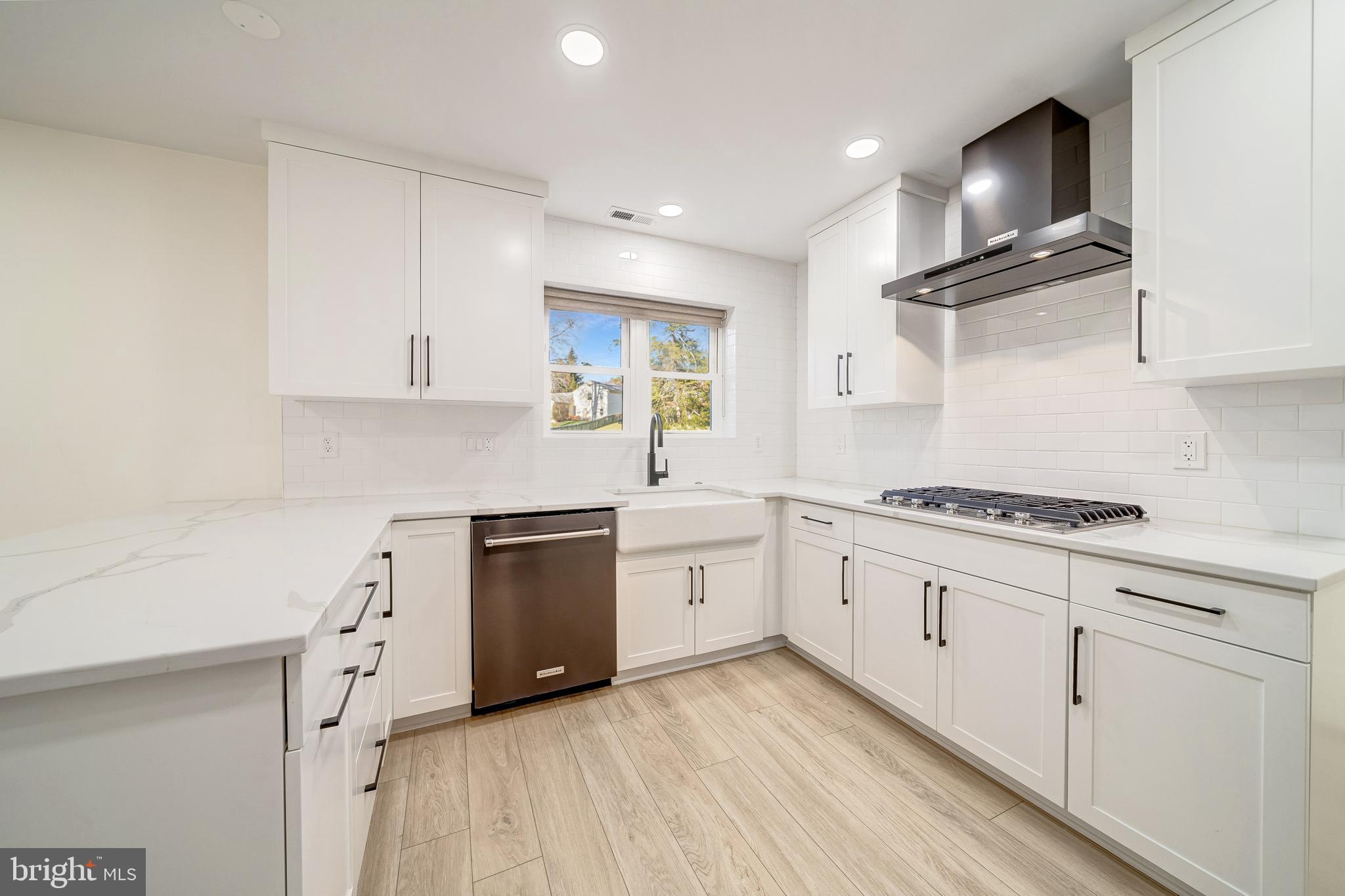 10136 Glenmere Road Fairfax, VA 22032 - Photo 31 of 56 Gallery Image 31