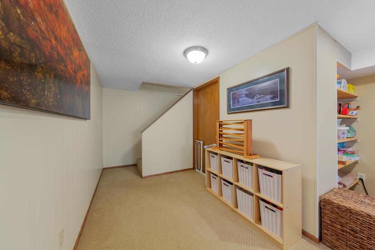 4037 3rd Street Northwest Rochester, MN 55901 - Photo 30 of 53 Gallery Image 30