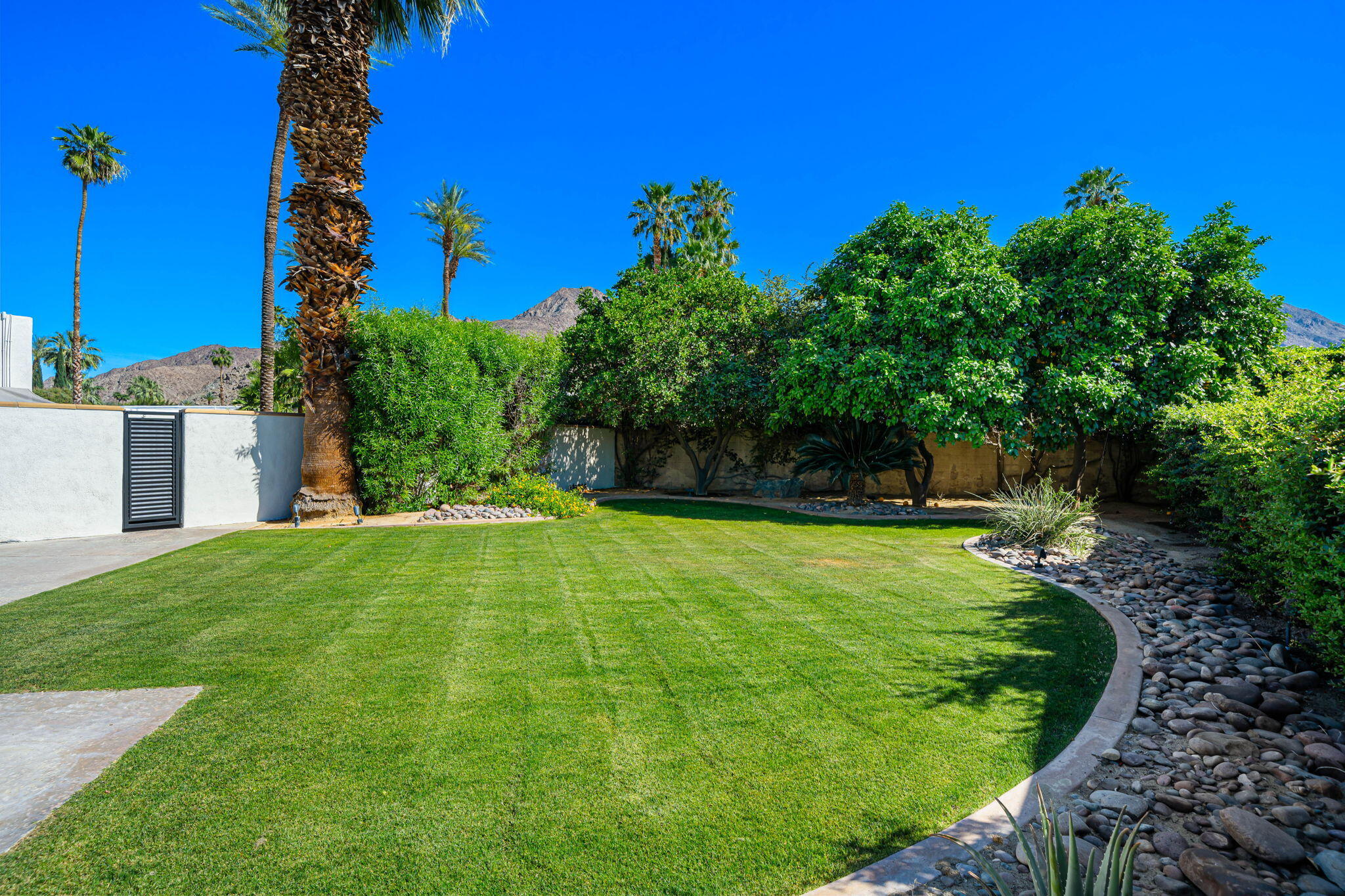 45855 Apache Road Indian Wells, CA 92210 - Photo 39 of 77 30-web-or-mls-TKApache_OPMG_0426_030