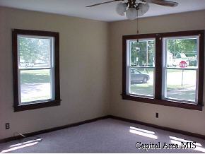 2844 South 4th Street Springfield, IL 62703 - Photo 4 of 5