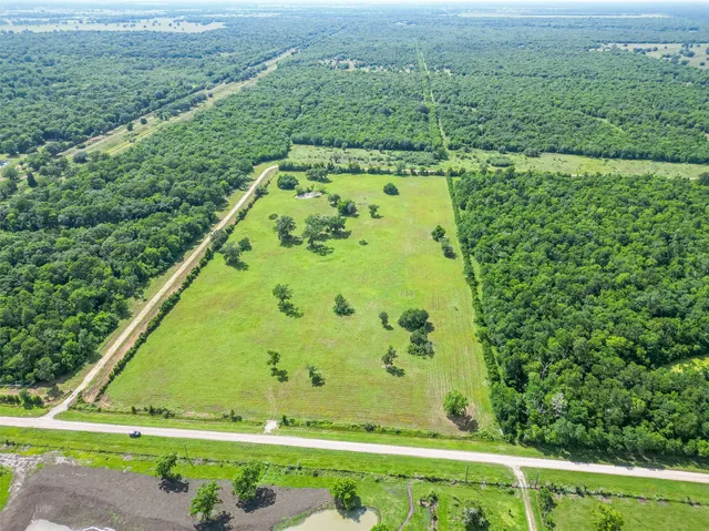 $725,000 | 2015 County Road 740, Sweeny, TX 77480