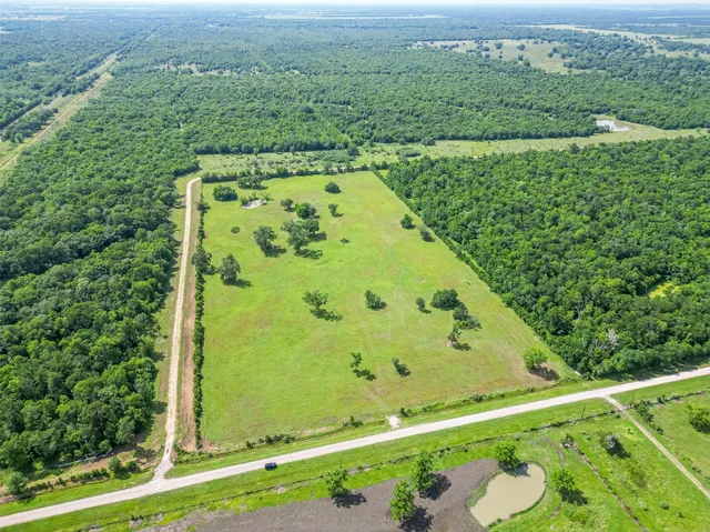 $725,000 | 2015 County Road 740, Sweeny, TX 77480