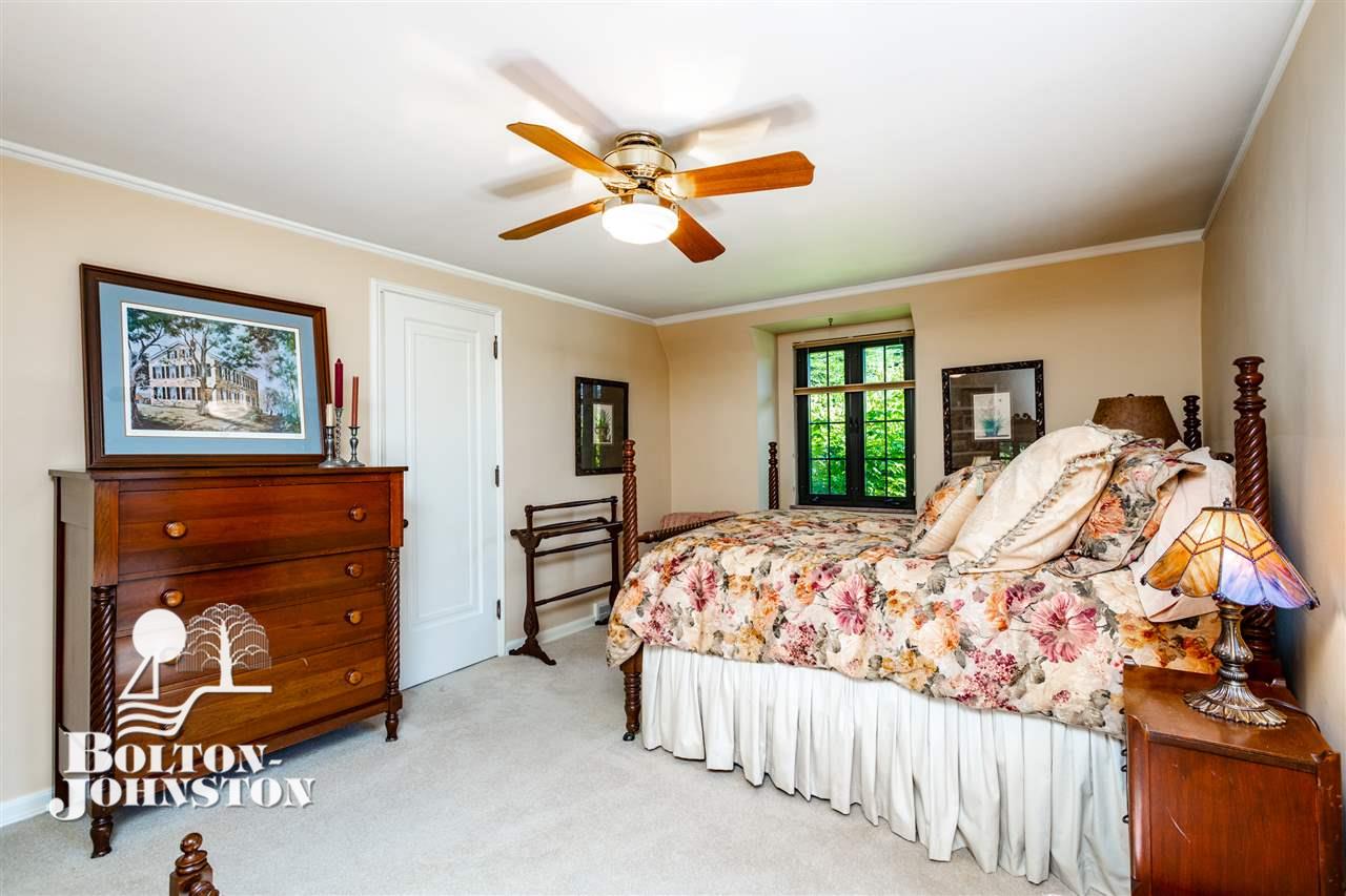 133 Merriweather Road Grosse Pointe, MI 48236 - Photo 25 of 65 Bedroom 2