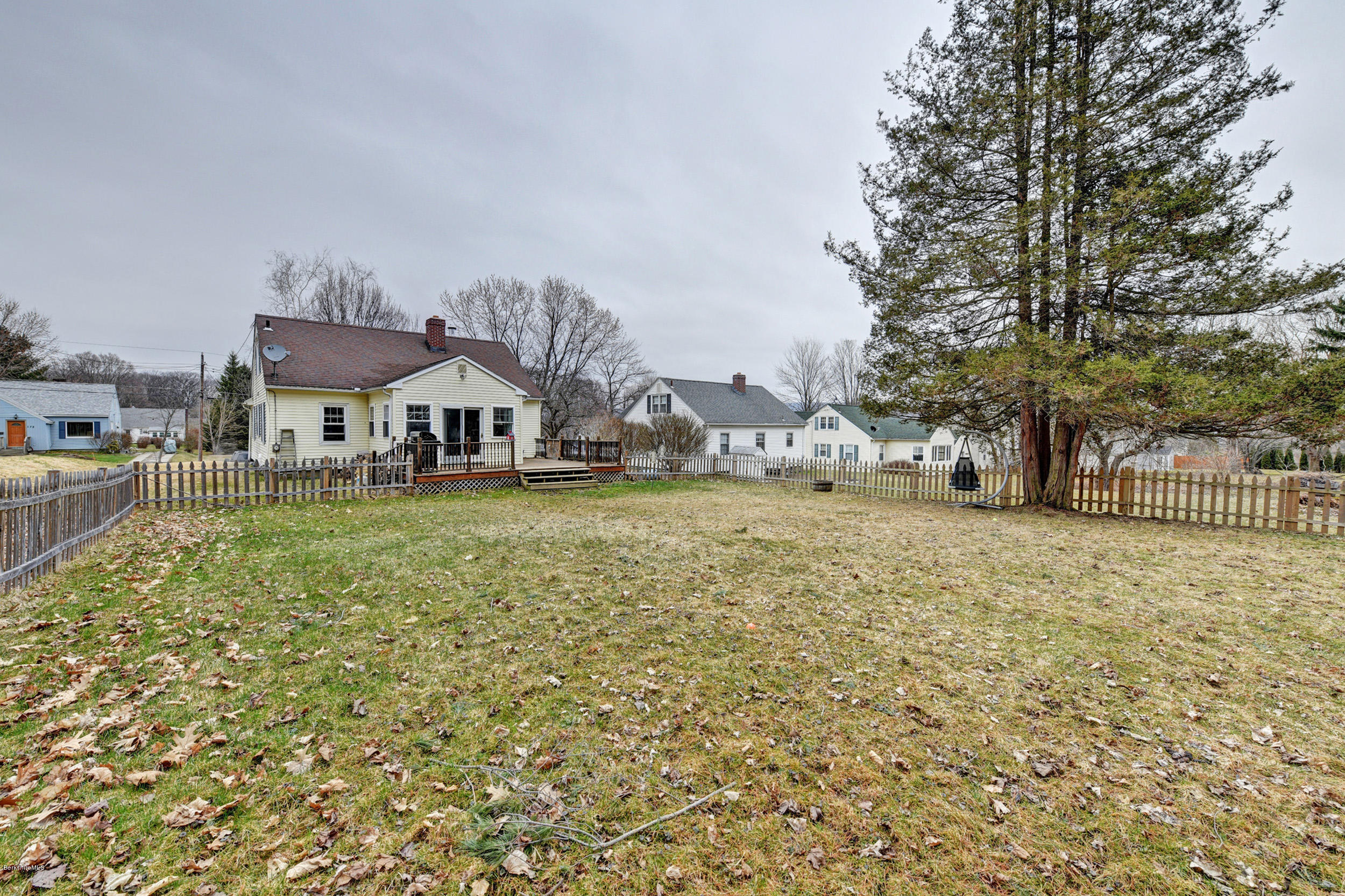 165 Ridgeway Avenue Pittsfield, MA 01201 - Photo 23 of 26 Back Yard