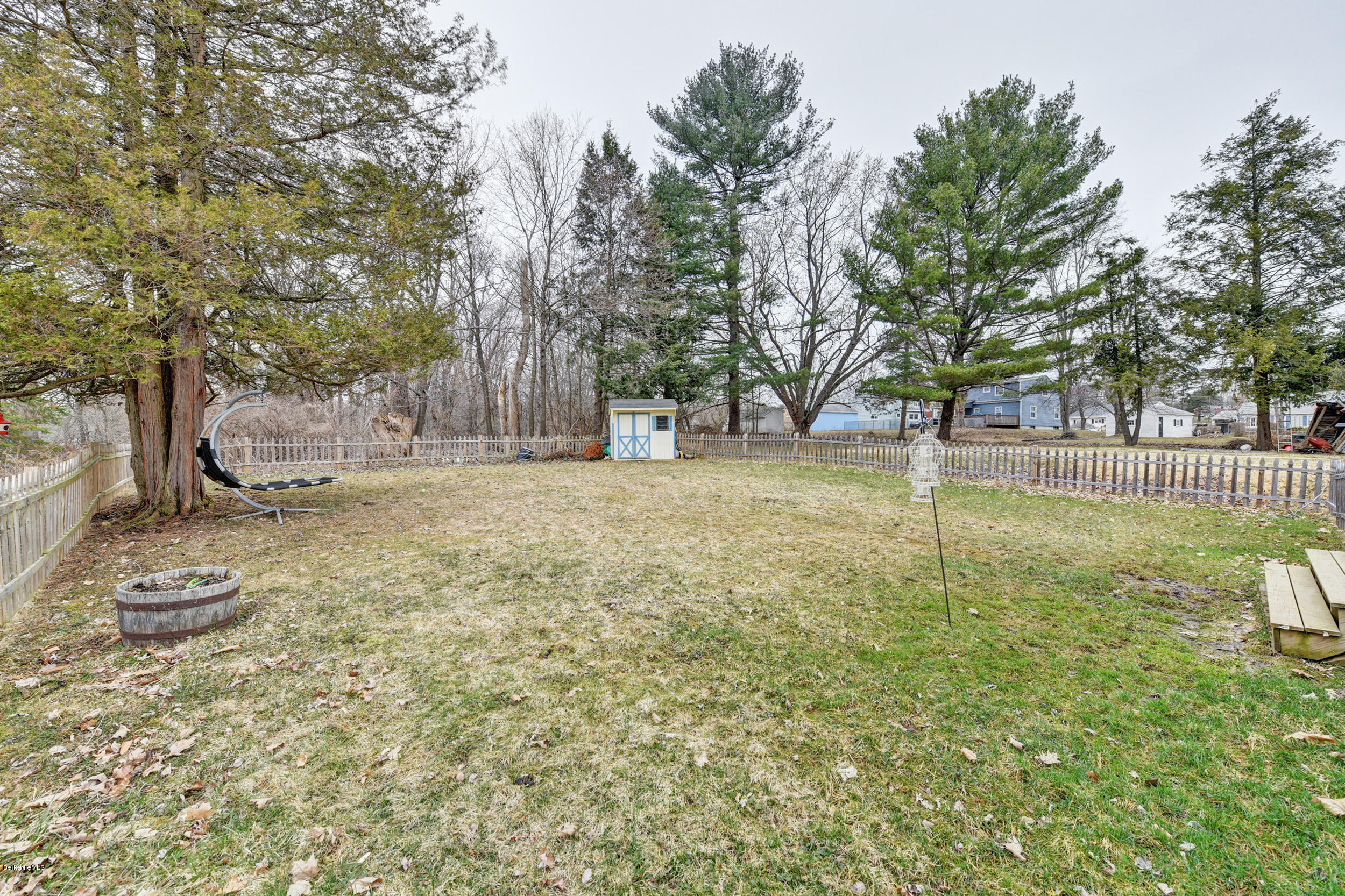 165 Ridgeway Avenue Pittsfield, MA 01201 - Photo 24 of 26 Back Yard