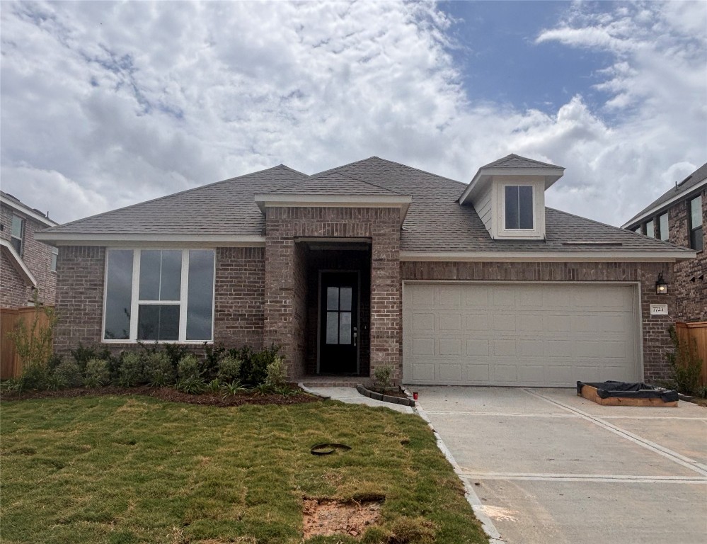 7723 Jade Crest Drive Angleton, TX 77515 - Photo 19 of 30