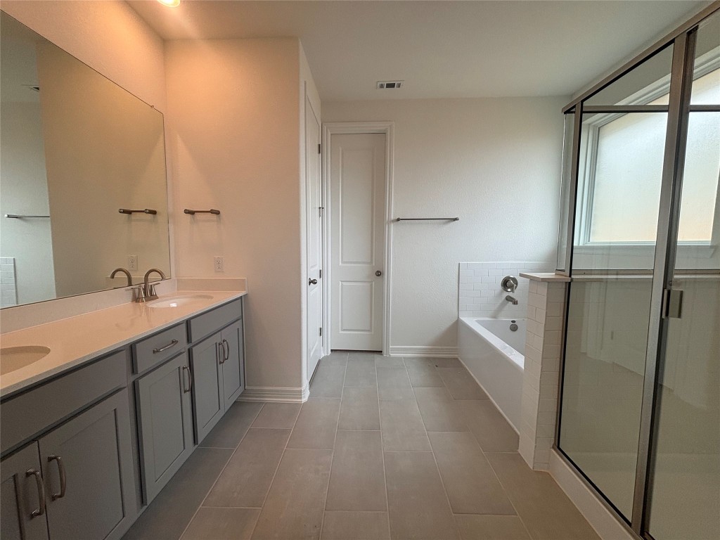 7723 Jade Crest Drive Angleton, TX 77515 - Photo 27 of 30