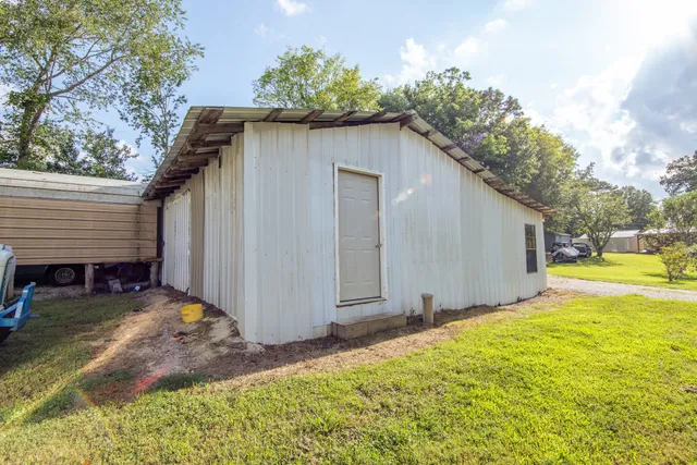 $245,000 | 3130 Nance Bend Road, Clifton, TN 38425