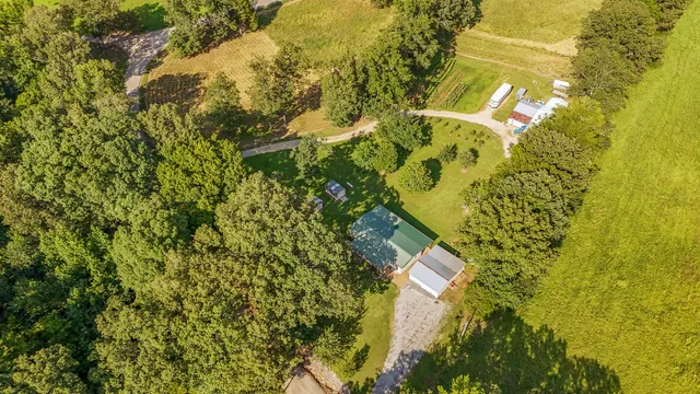 $245,000 | 3130 Nance Bend Road, Clifton, TN 38425