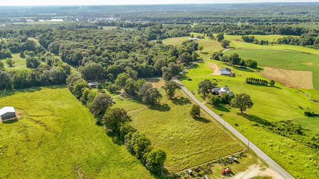 $245,000 | 3130 Nance Bend Road, Clifton, TN 38425