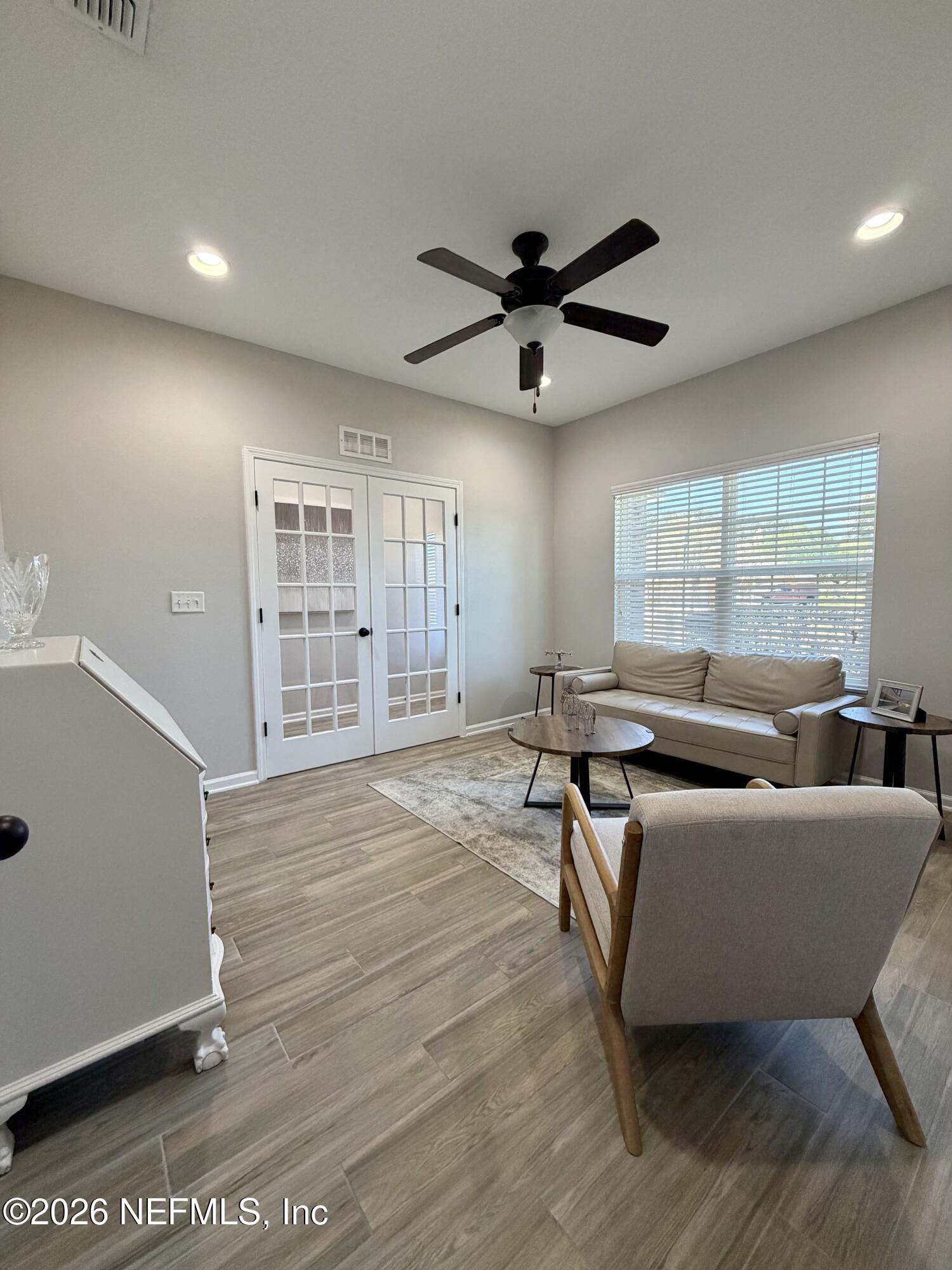 1587 Lockend Road Jacksonville, FL 32221 - Photo 5 of 44 office/den