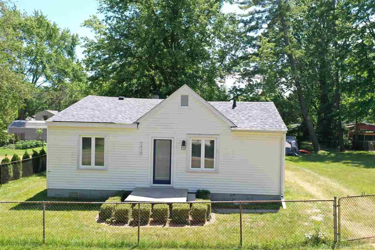 7414 Cedar Road Lexington, MI 48450 - Photo 1 of 27 50082886.JPG