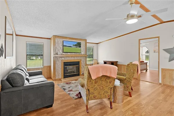 $1,700 | 13904 County Road 109D, Lady Lake, FL 32159