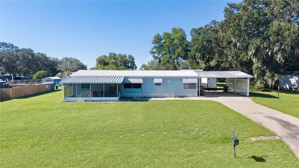 $1,700 | 13904 County Road 109D, Lady Lake, FL 32159
