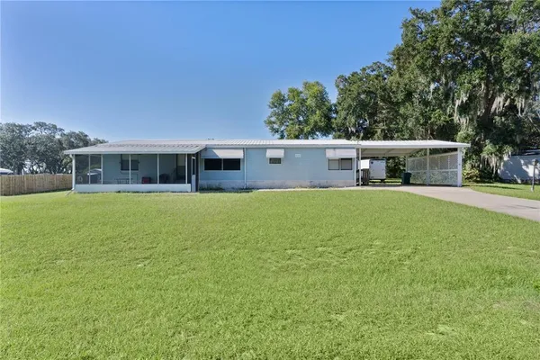 $1,700 | 13904 County Road 109D, Lady Lake, FL 32159