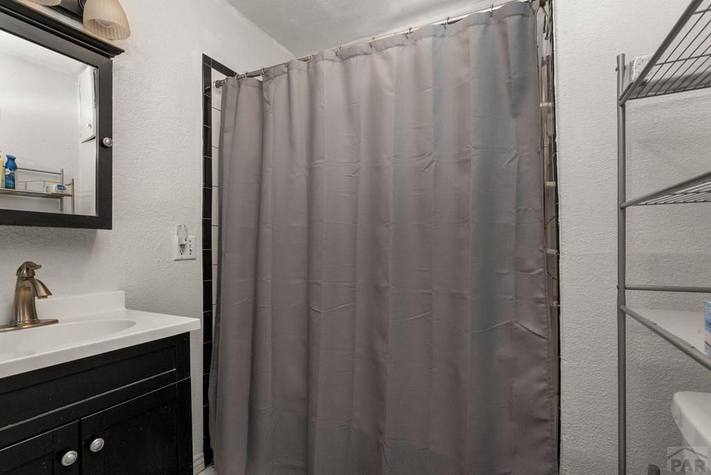 715 Van Buren Street Pueblo, CO 81004 - Photo 3 of 22