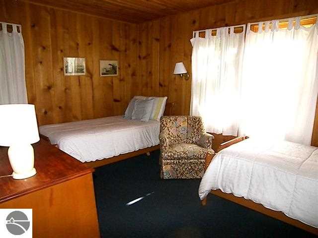 8204 South Dunns Farm Road Maple City, MI 49664 - Photo 18 of 42 1746385-17.JPG