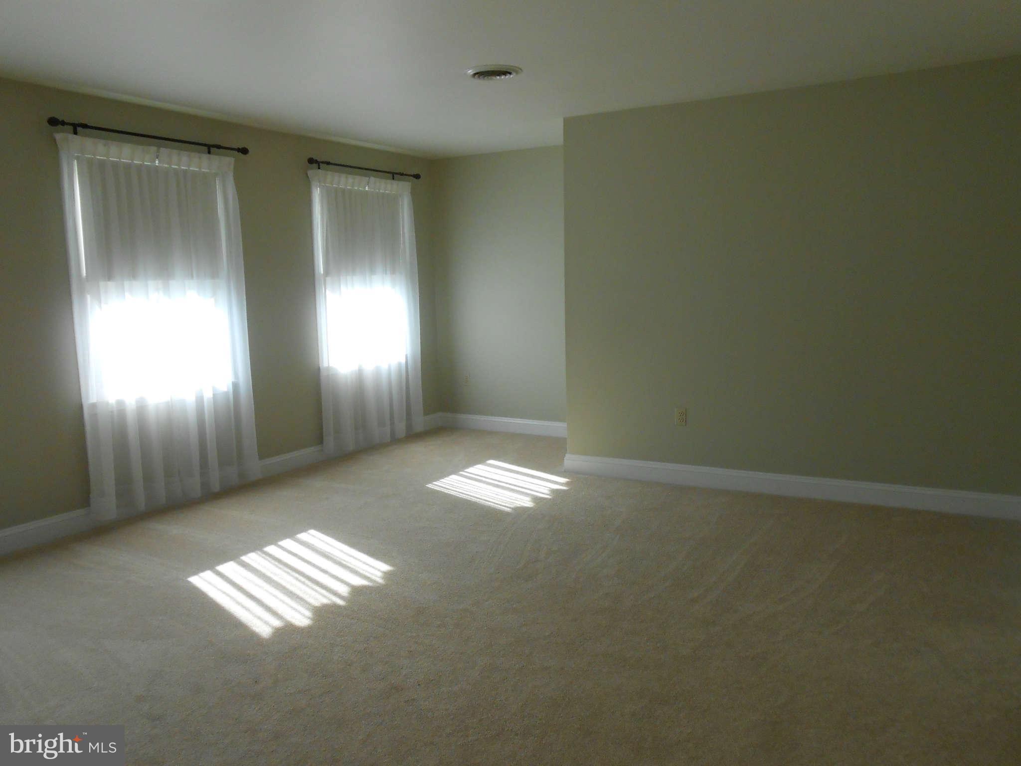 6160 Woodville Road Mount Airy, MD 21771 - Photo 14 of 30 Bedroom Master