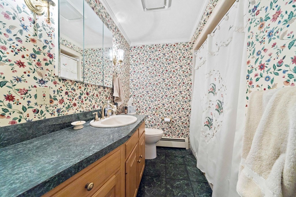 27 Edwards Road Braintree, MA 02184 - Photo 15 of 24 Gallery Image 15