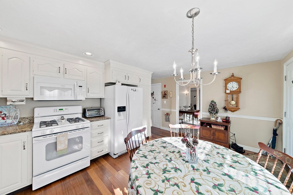 27 Edwards Road Braintree, MA 02184 - Photo 8 of 24 Gallery Image 8