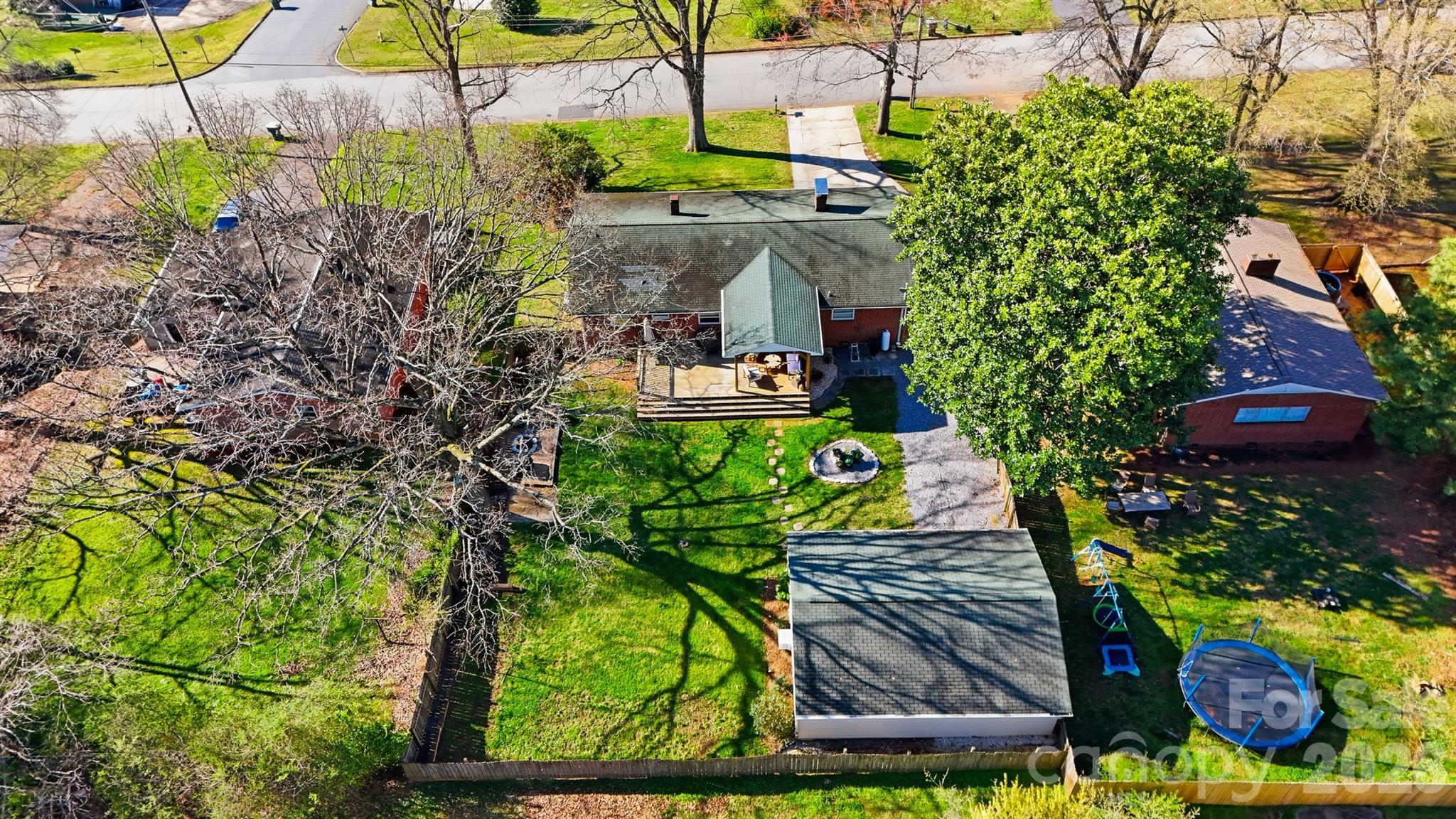 904 15th Street Northwest Conover, NC 28613 - Photo 12 of 28
