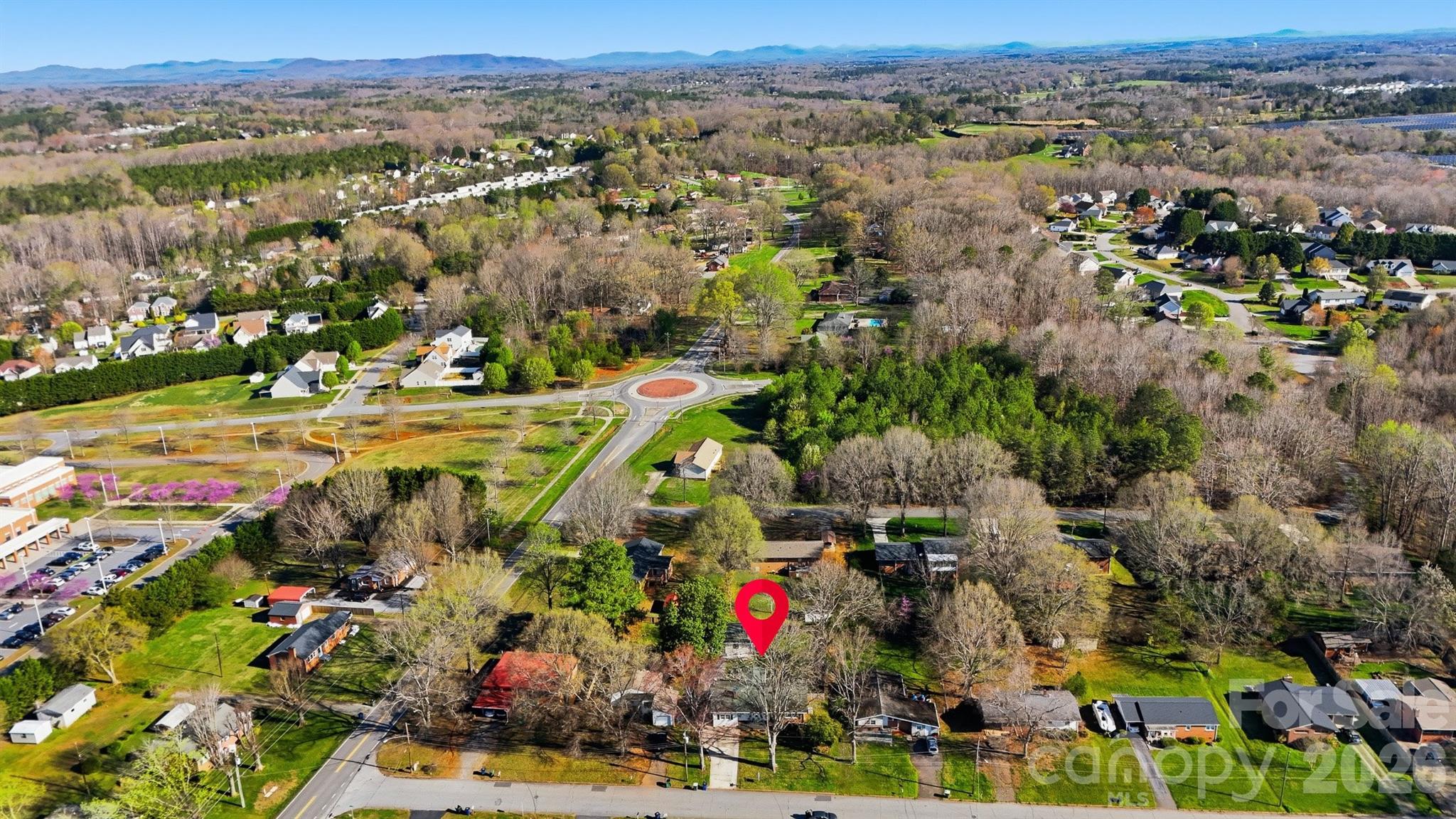 904 15th Street Northwest Conover, NC 28613 - Photo 13 of 28