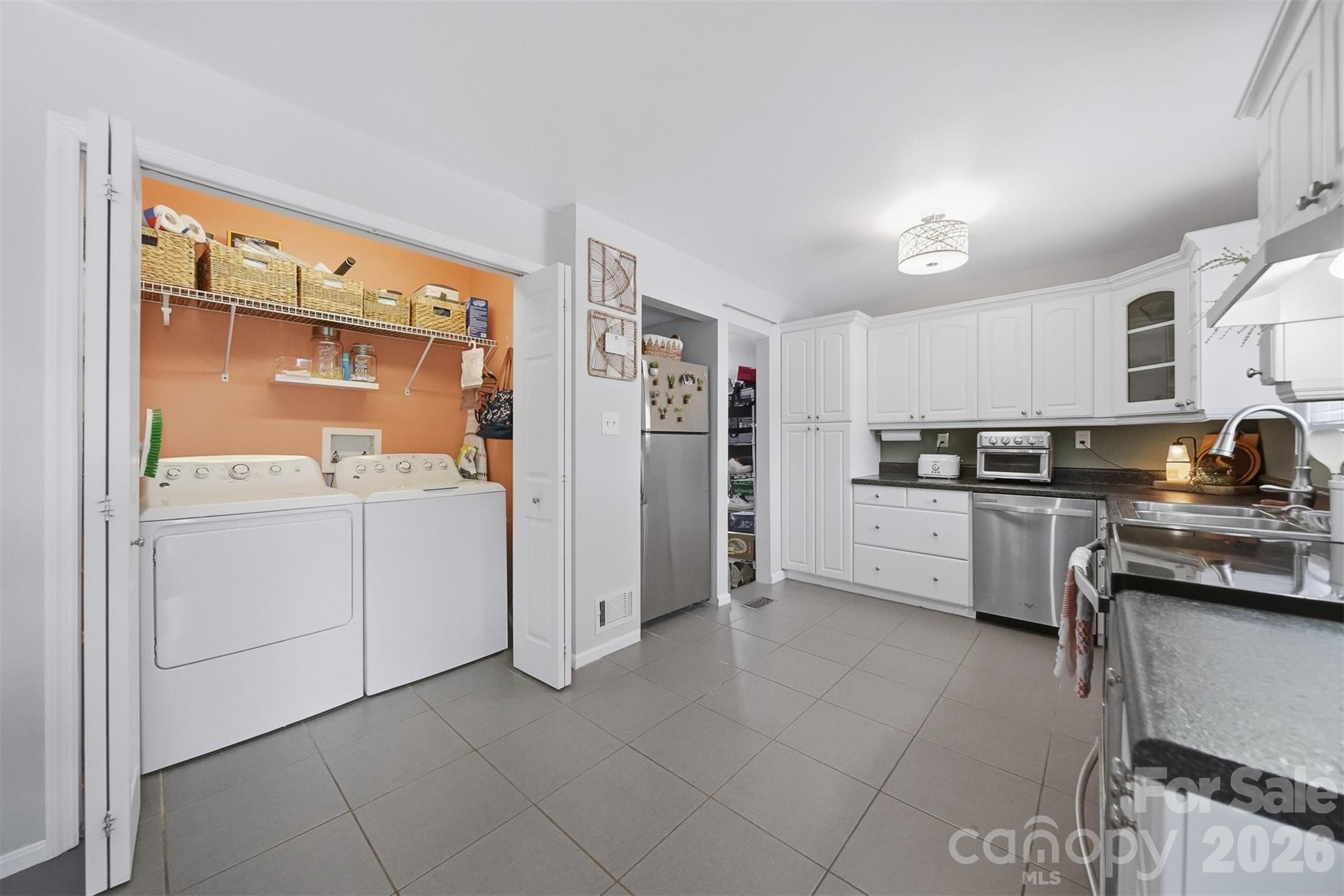 904 15th Street Northwest Conover, NC 28613 - Photo 24 of 28