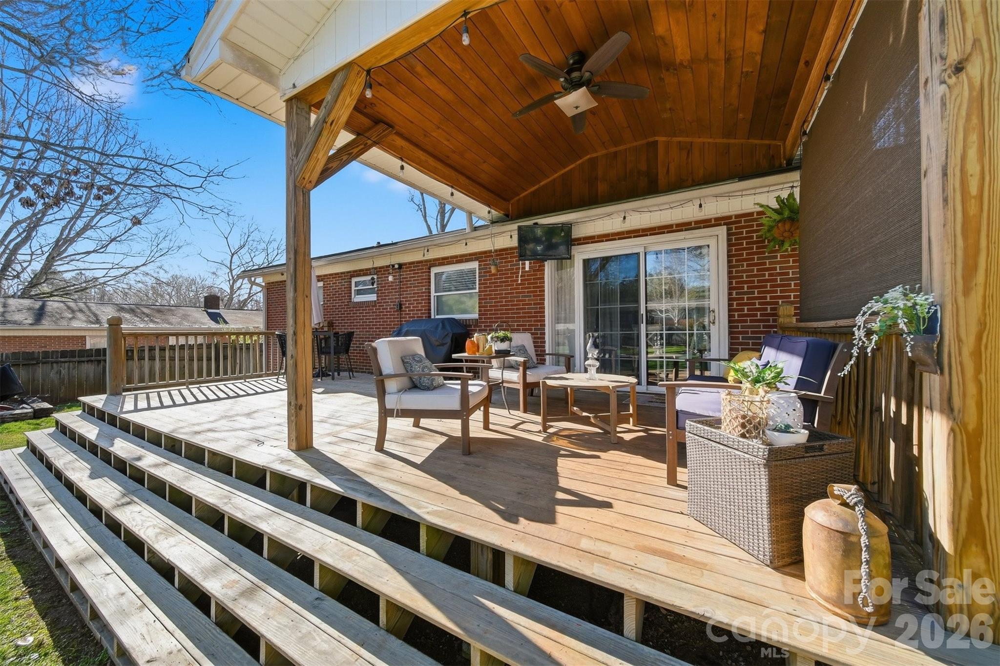904 15th Street Northwest Conover, NC 28613 - Photo 8 of 28