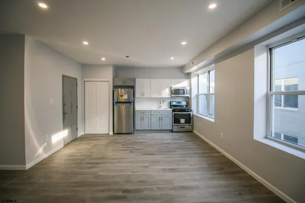 $1,400 | 225 Atlantic Avenue, Unit B3, Atlantic City, NJ 08401